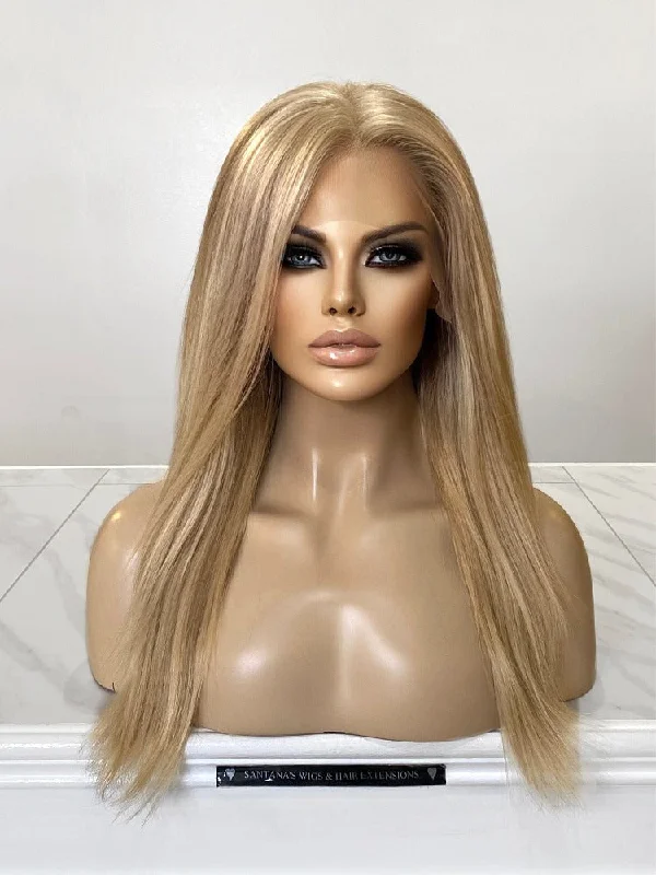 Brazilian - human - hair wig with a full and voluminous lookOlivia | 360 Lace Human Hair Wig