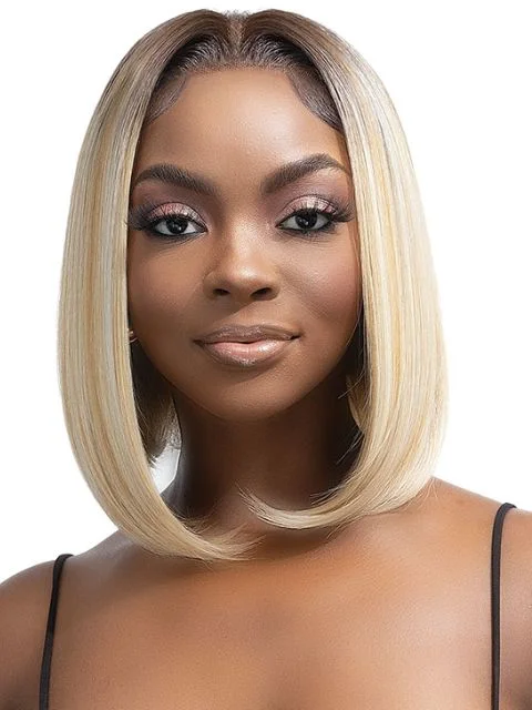 Lace wig with a honey - blonde color for a warm and sunny appearanceJanet Collection 100% Human Hair Prime Unimix HD 360 with 13X6 Frontal Part Glueless BRYN Lace Wig