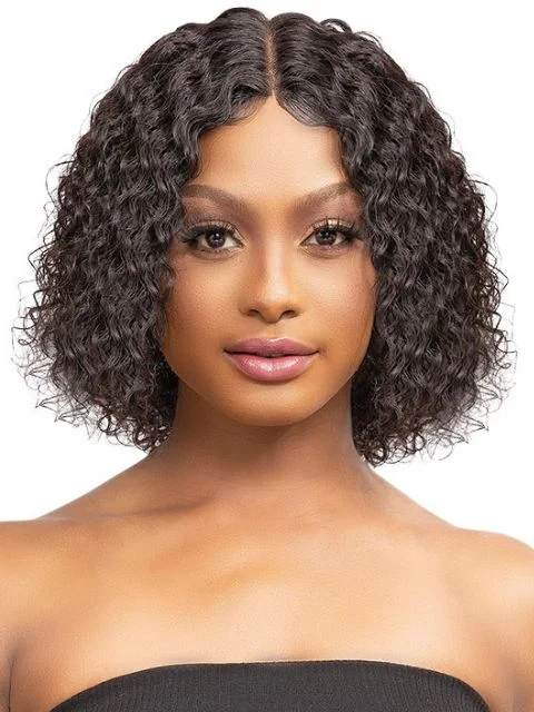 Human - hair lace wig for a luxurious and natural feelJanet Collection 100% Natural Virgin Remy Human Hair with 13X4 Frontal Part Glueless OKSANA Lace Wig