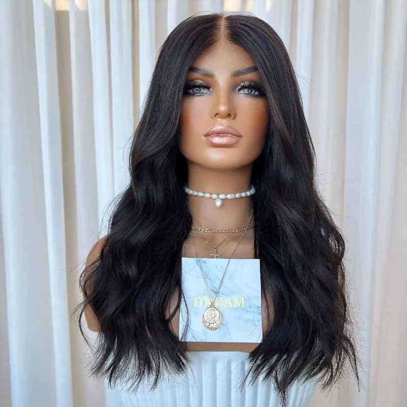 Lace wig with a pre - bleached knot for a natural - looking scalpKING KYLIE | HD FULL LACE STRETCH CAP