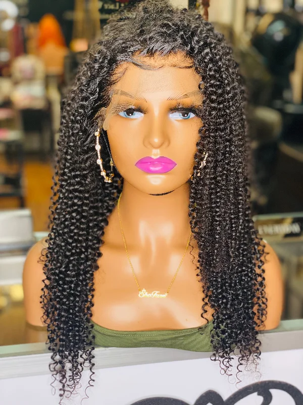 Lace wig with a straight texture for a sleek and minimalist lookMeisha