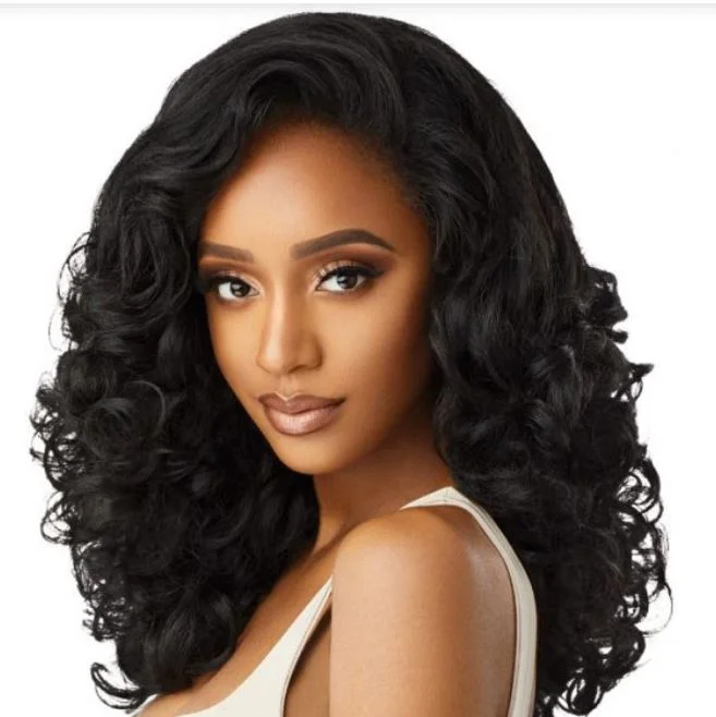 Lace wig with a natural - looking root for a more realistic lookHALF WIG JEANETTE BY OUTRE