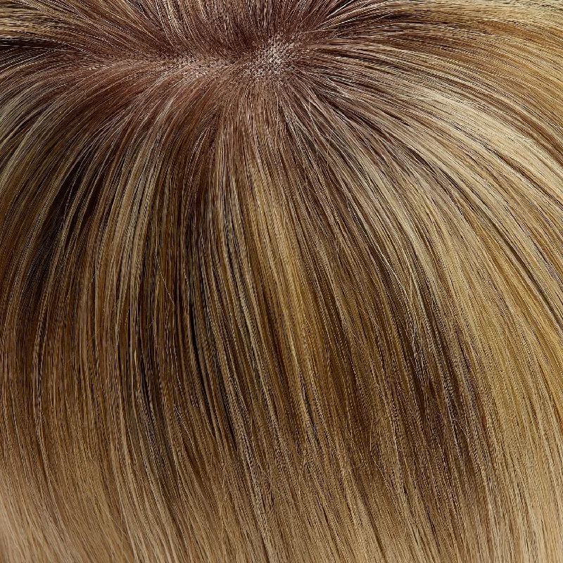 12FS8 | Shaded Praline | Med Natural Gold Blonde, Lt Gold Blonde, Pale Natural Blonde Blend, Shaded w/ Dk Brown