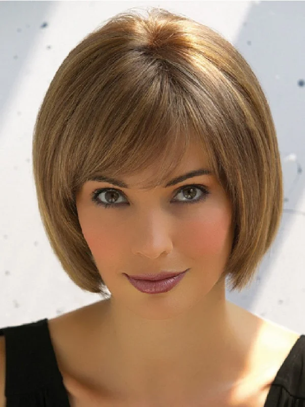 Short wig with a gradient color for a modern and stylish appearanceLucky by Henry Margu | CLEARANCE